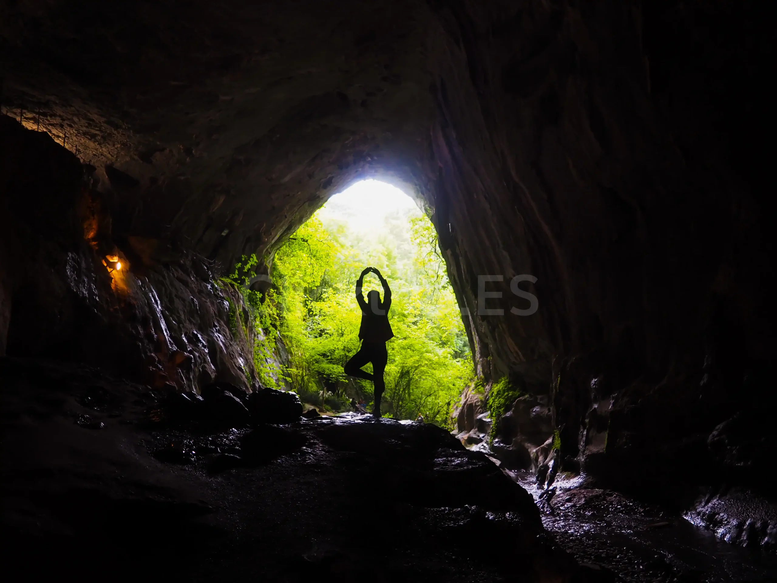 Interior Cuevas Zugarramurdi_Ruta 3 días por Navarra_ClickTrip