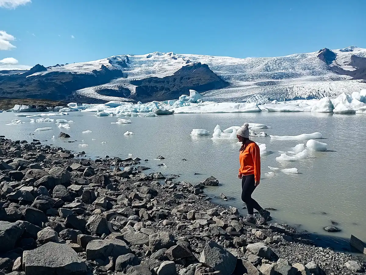 Qué ver en Islandia en 10 días con niños: ruta en coche completa_Fjallsárlón_ClickTrip
