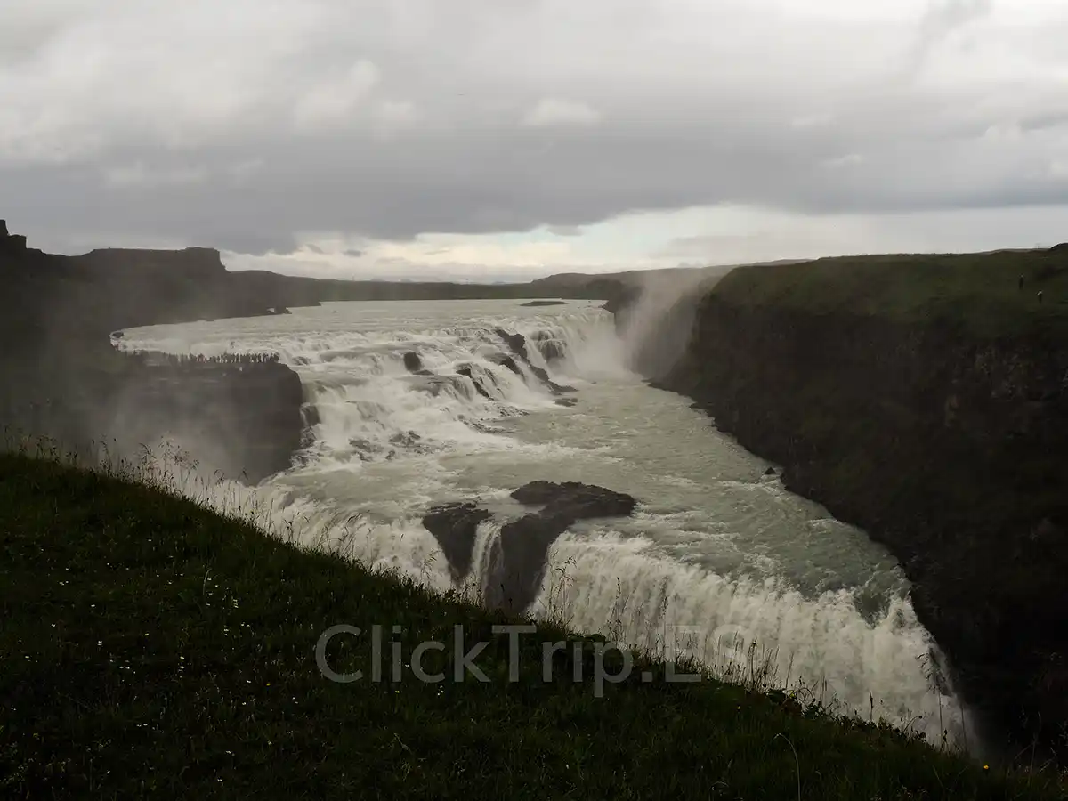 Qué ver en Islandia en 10 días con niños: ruta en coche completa_Gullfoss_ClickTrip