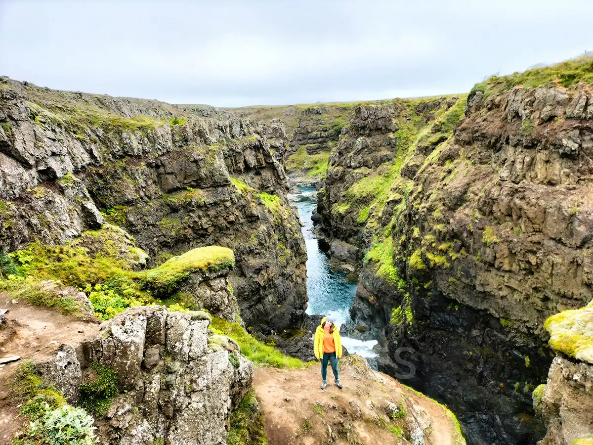 Qué ver en Islandia en 10 días con niños: ruta en coche completa_Kolugljúfur_ClickTrip